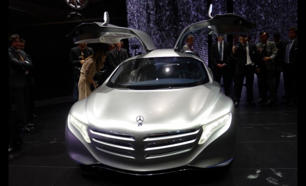 Mercedes-Benz F 125! impresionează la Salonul Auto de la Frankfurt