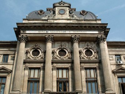Ce restricții va introduce BNR pentru limitarea creditelor în valută către populație