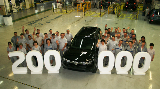 Dacia a produs mașina Duster cu numărul 200.000