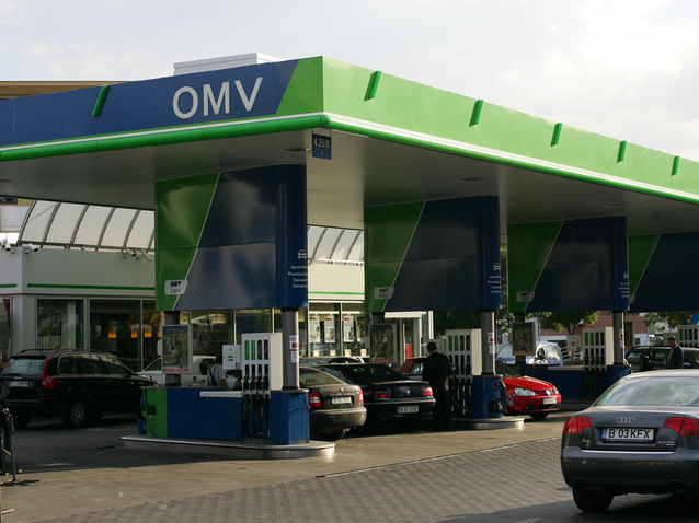 Gazprom intră în România prin achiziția a 130 de benzinării OMV Petrom