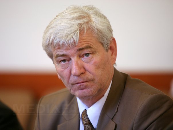 Tabără l-a destituit pe șeful Agenției Domeniului Statului, în urma unui control