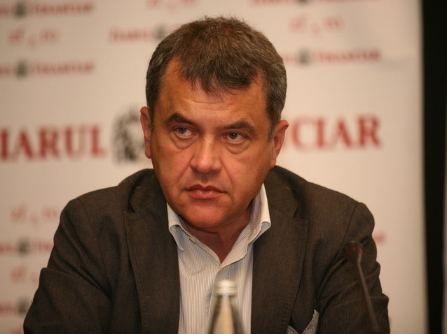 Șeful TotalSoft: Programatorii români sunt alintații crizei - salariile cresc și uneori cer și bonă sau o mașină cu un portbagaj mai mare