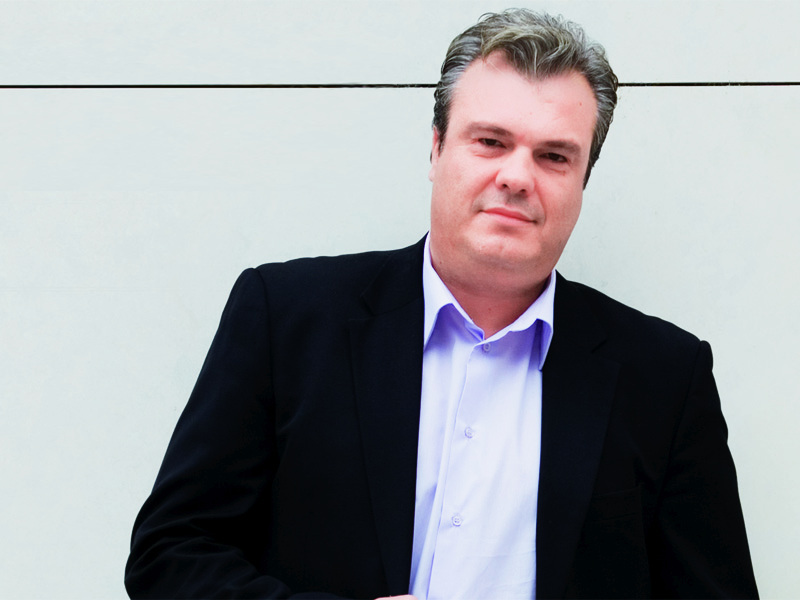 De șase ori CEO - cum să conduci simultan Cosmote, Romtelecom, Germanos, Sunlight, Zapp și Nextgen