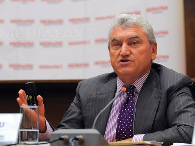 Negrițoiu: Paradigma se schimbă. Vor fi mai puțini bani, atenția trebuie îndreptată spre economisire