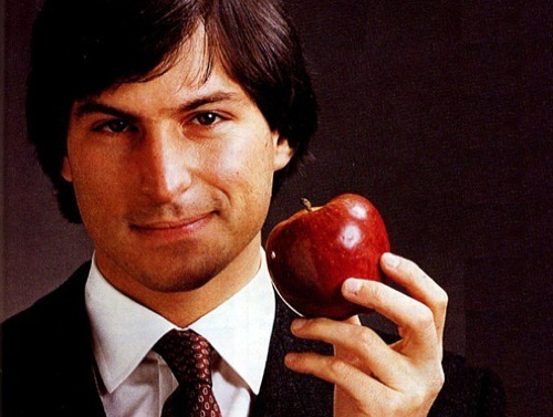 Cât a câștigat Steve Jobs de la Apple în 14 ani? 14 dolari. Averea acestuia se ridică însă la 7 miliarde dolari