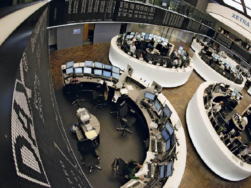 Pe cine mai atacă piețele financiare