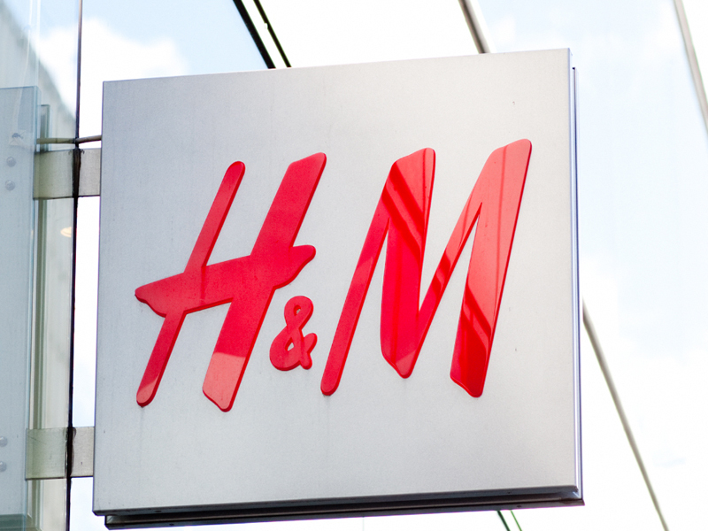 Al nouălea H&M, în Sun Plaza, București. Altele două urmează să fie inaugurate tot în noiembrie