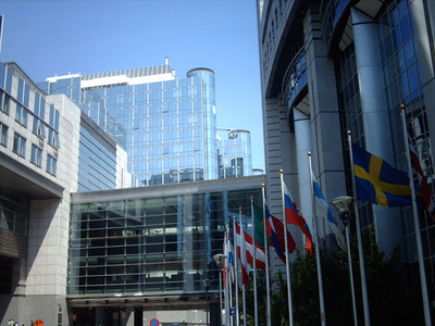 Cum vor parlamentarii de la Strasbourg să ferească Europa de speculatori