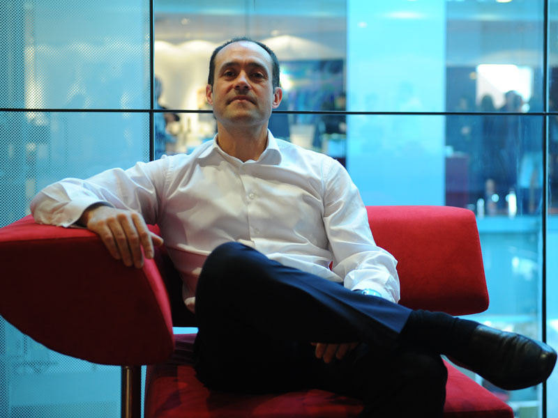 Sfaturi pentru tinerii manageri de la... Inaki Berroeta, CEO al Vodafone România