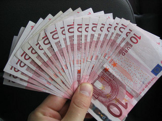 Cel mai profitabil fond mutual a adus de două ori mai mulți bani decât dobânda la bancă