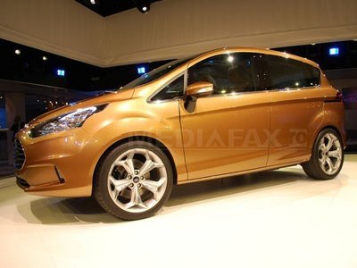 Ford nu mai asamblează Transit Connect la Craiova și se pregătește pentru producția de serie a B-Max