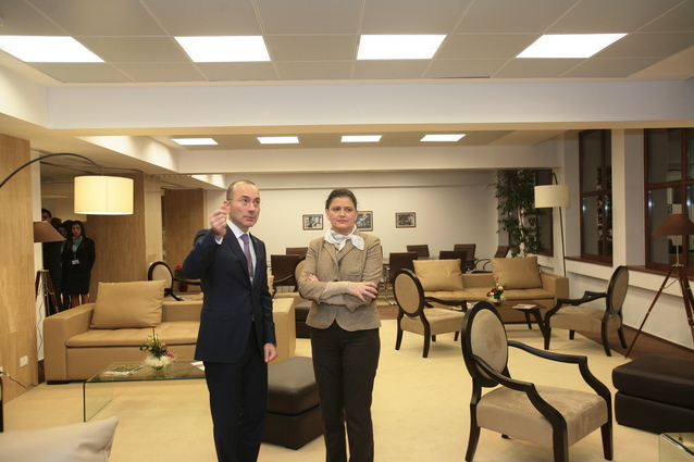 Terminalul VIP din Băneasa, inaugurat de o aeronavă care a transportat 7 pasageri