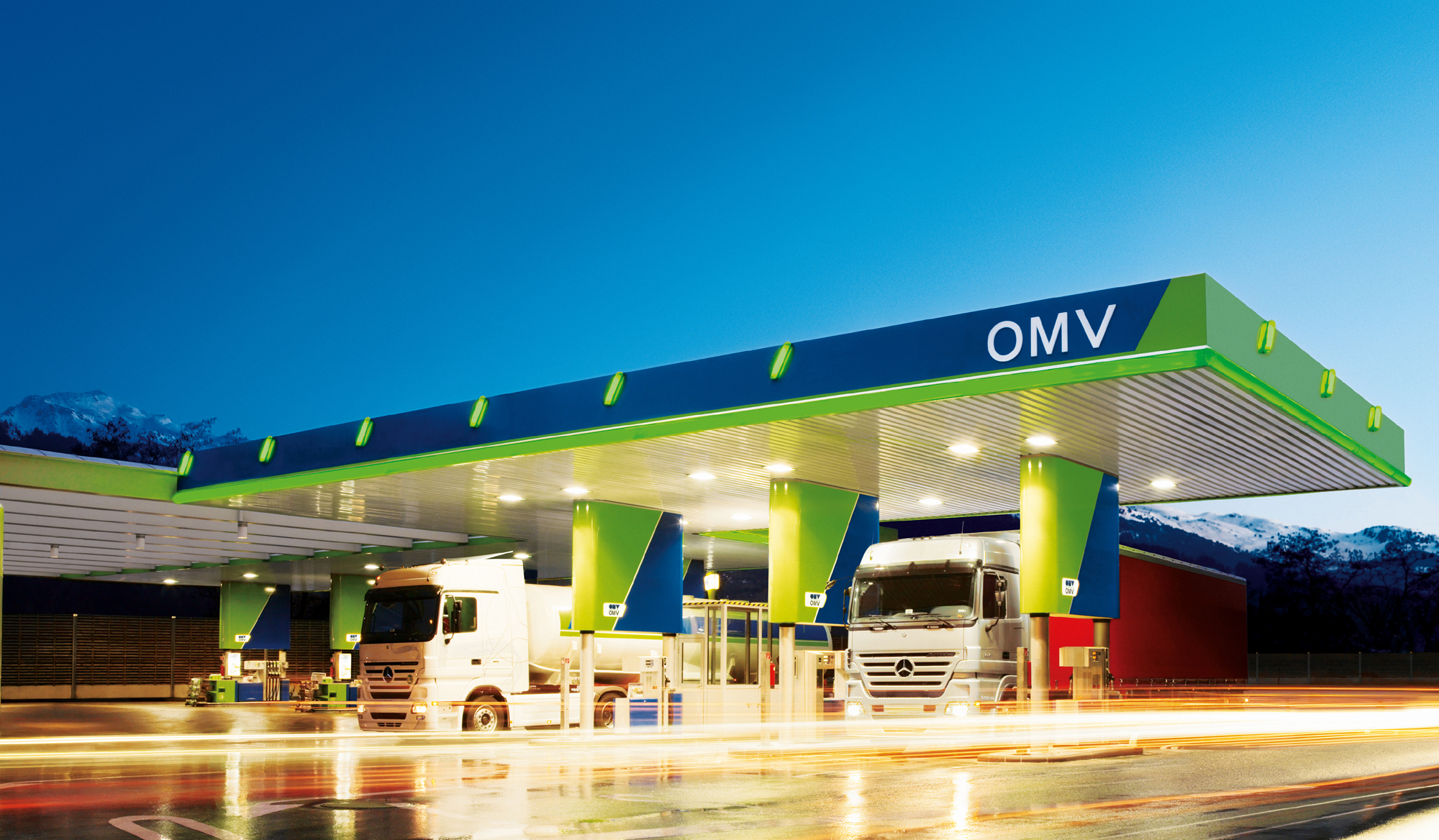 Rețeaua de benzinării OMV lucra cu procesatorul european a cărui breșă de securitate i-ar putea afecta pe posesorii de carduri