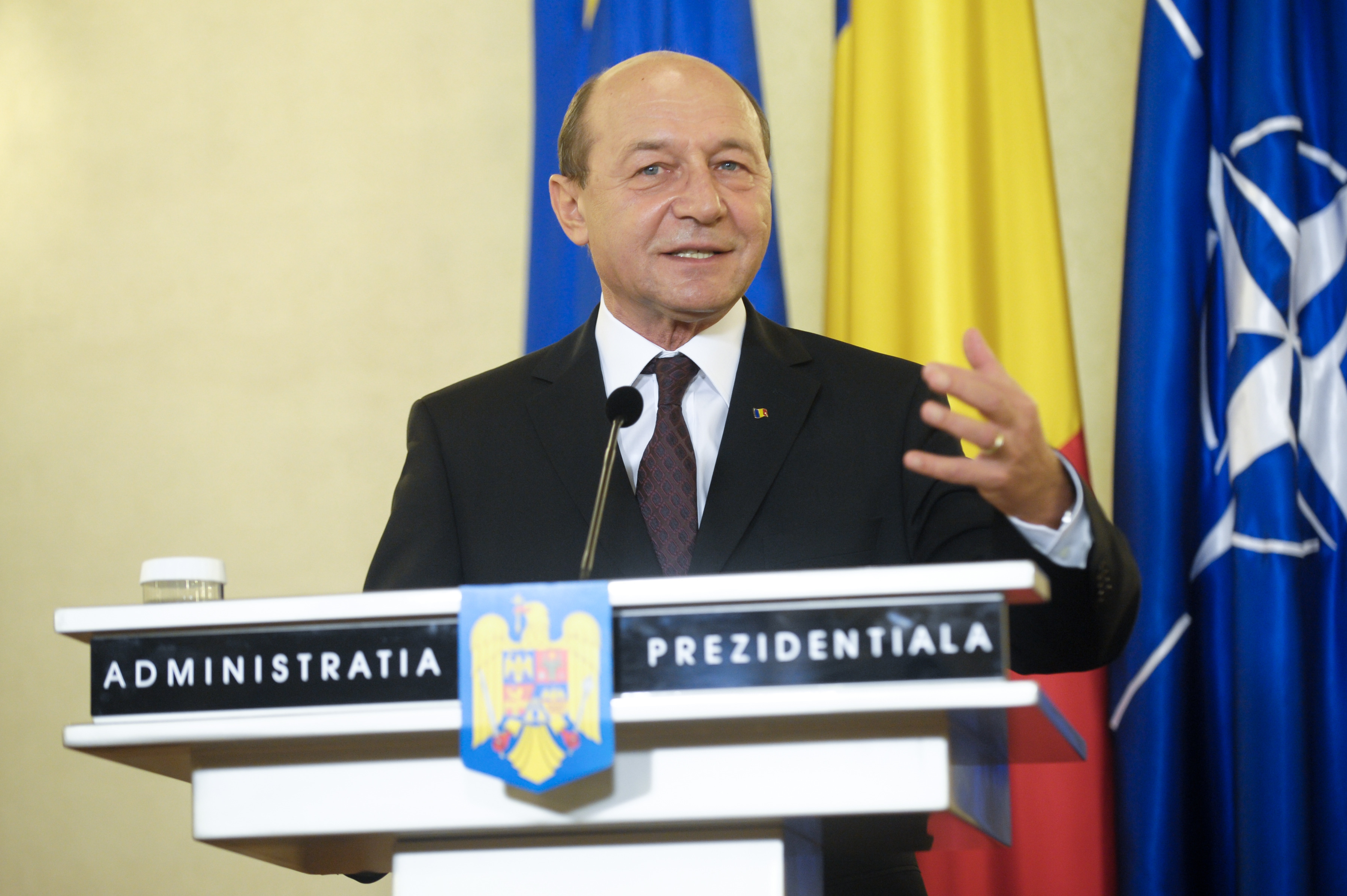 Băsescu: Băncile austriece nu-și vor reduce anul acesta expunerea în România