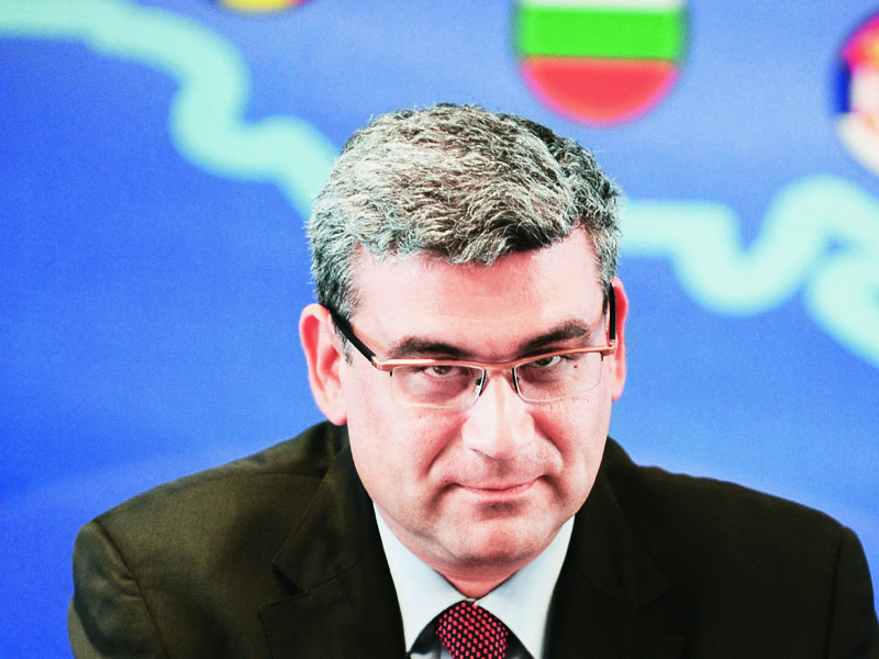 Vă vine să râdeți? Perlele politice ale săptămânii