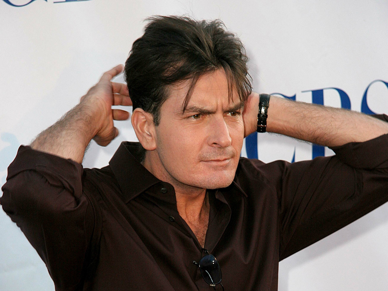 Cine a cumpărat casa lui Charlie Sheen (GALERIE FOTO)