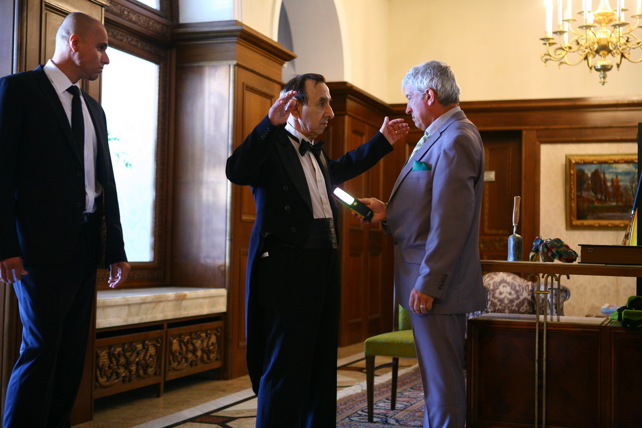 Sergiu Nicolaescu se intoarce cu "Ultimul corupt din Romania" (GALERIE FOTO)