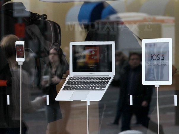 Profitul și veniturile Apple, la niveluri record. Vânzările iPhone și iPad s-au dublat în ultimele 3 luni din 2011