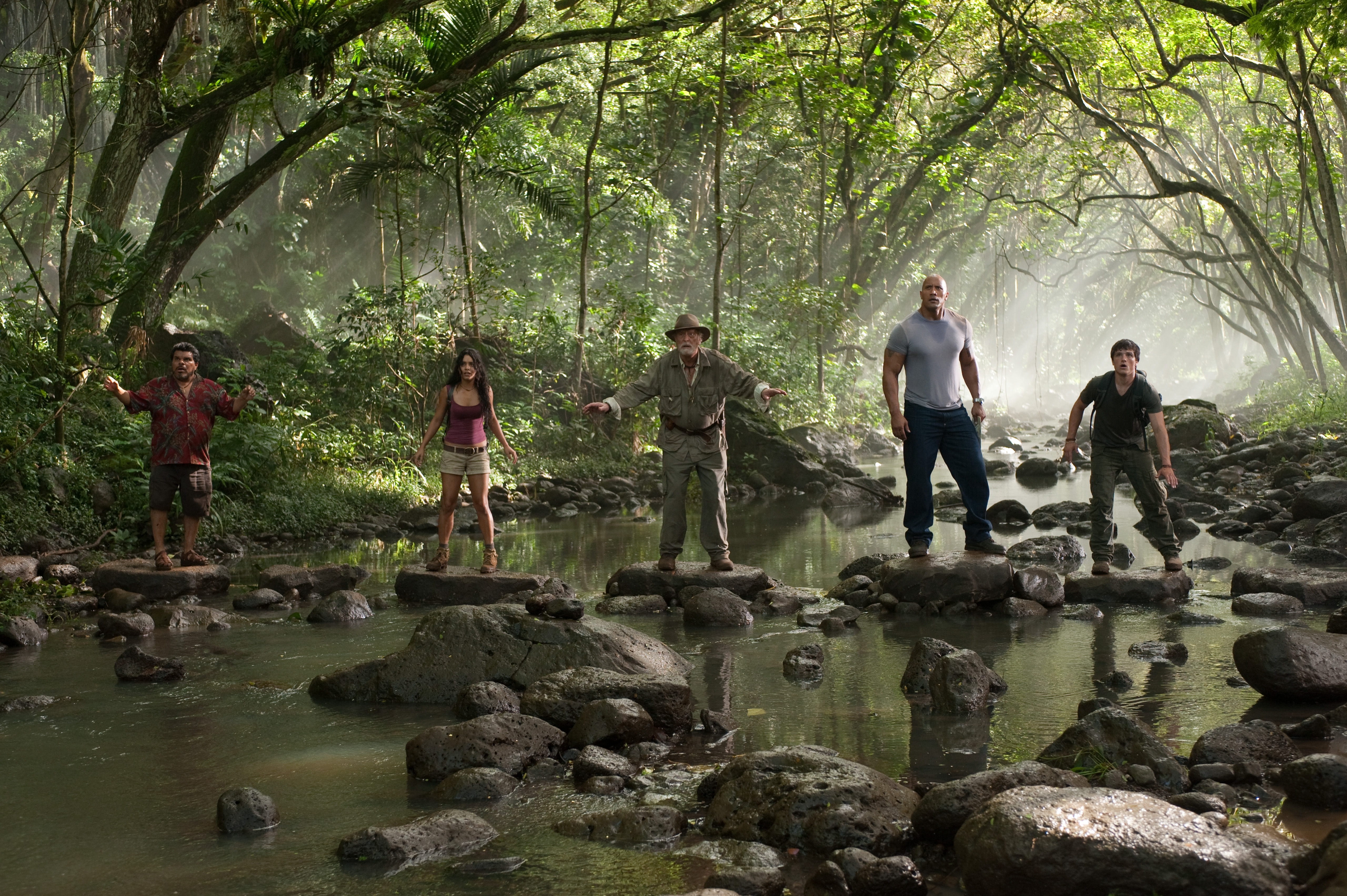"Calatoria 2: Insula misterioasa", din 10 februarie la cinema (VIDEO, GALERIE FOTO)