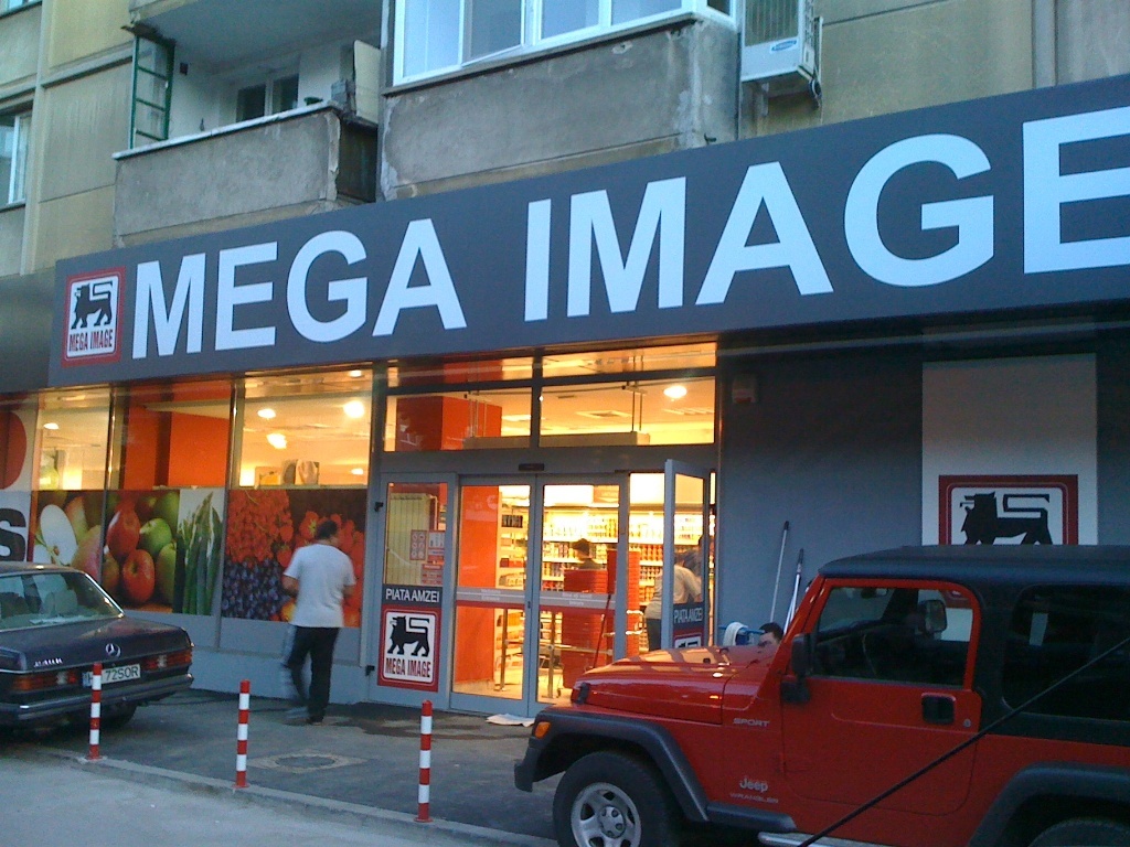 Mega Image a deschis al 10-lea magazin sub umbrella Shop&Go