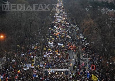 Presa străină: Protestele continuă în România, fiind cele mai ample din ultimii zece ani