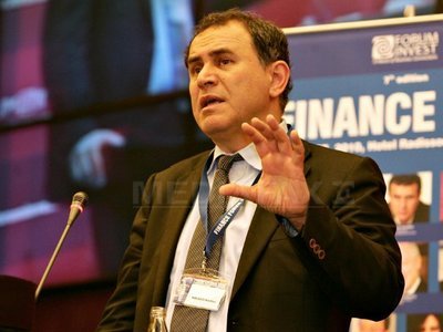 Roubini: Economia Chinei va încetini semnificativ în acest an