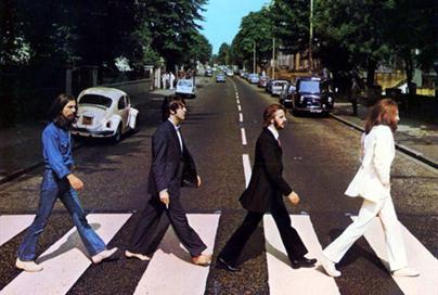 Cei 60 de Beatles de pe Abbey Road (VIDEO)
