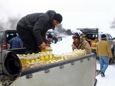 Peste șase tone de ajutoare, trimise sinistraților din Vrancea