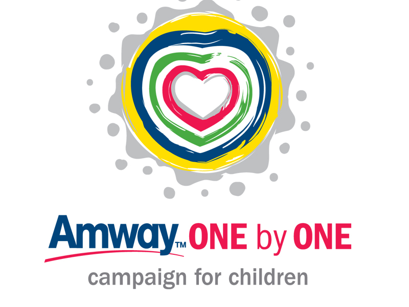 Angajații Amway România au donat 11.000 dolari