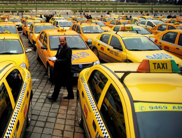 Taxi Mondial, una dintre cele mai mari firme de taxi din București a cerut intrarea în insolvență