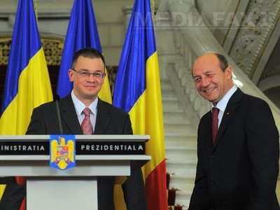 Financial Times: Problemele politice ale lui Băsescu nu se vor încheia cu instalarea Guvernului Ungureanu