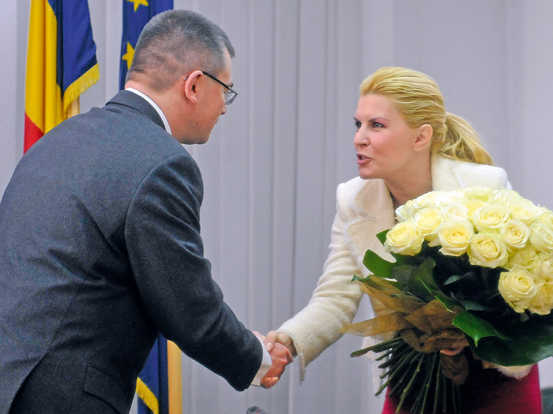 Ori ei, ori noi. Perlele politice ale săptămânii