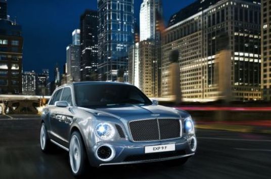 Bentley intra pe piata autovehiculelor 4x4. Cum arata bijuteria de 140.000 de lire (VIDEO)