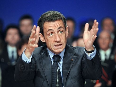 Tragedia din Toulouse îl ajută pe Sarkozy în campania electorală
