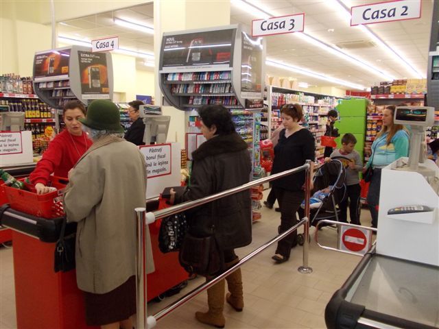 Profi a deschis în Sibiu cele șase magazine preluate de la Al Comsib