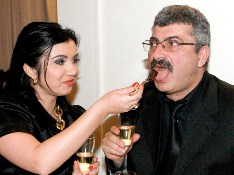 Menaj și uz casnic. Perlele politice ale săptămânii