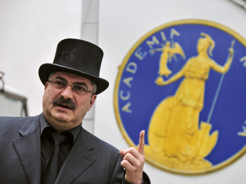 Intelectual, care va să zică membru PDL. Perlele politice ale săptămânii