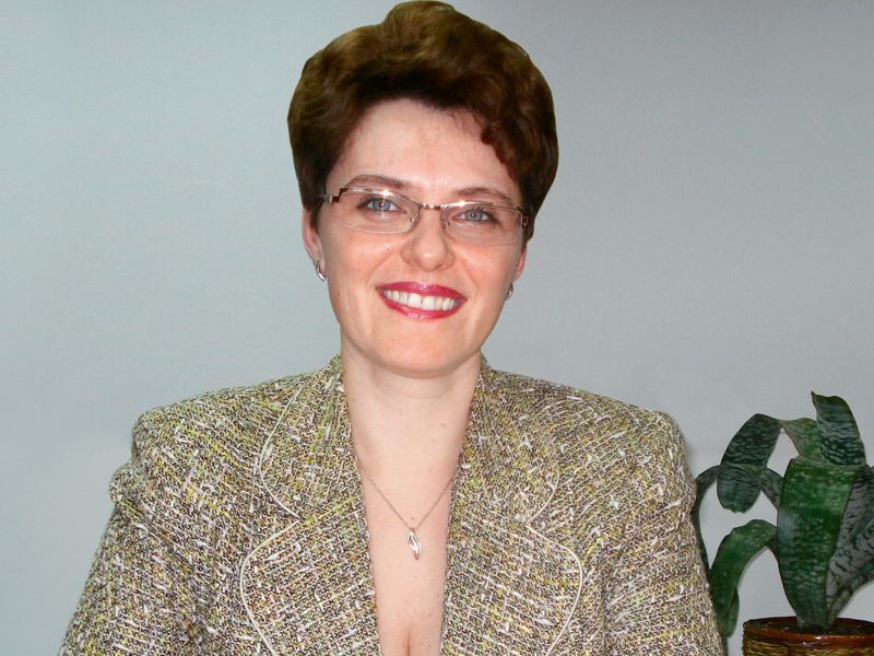 100 cele mai puternice femei din business - Astăzi: Paula Ardelean, Carpatair