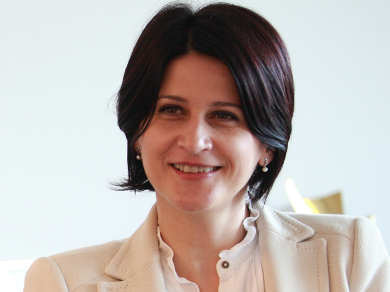 100 cele mai puternice femei din business - Astăzi: Cornelia Coman, ING Asigurări de Viață