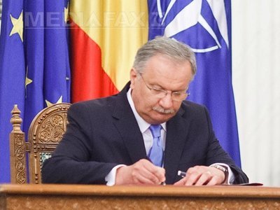 Ioan Mang a demisionat de la conducerea ministerului Educației. Liviu Pop, ministru interimar