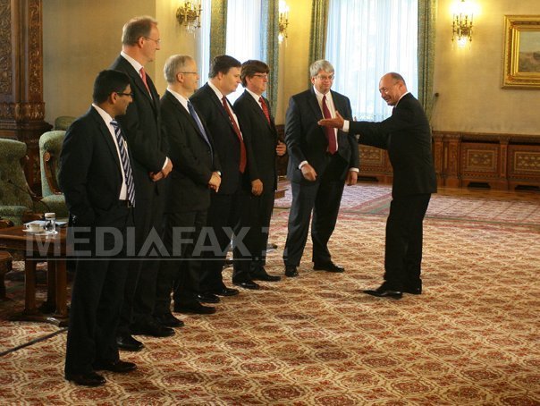 Băsescu: Nu voi trimite scrisoarea de intenție la Parlament dacă va fi afectat deficitul asigurărilor sociale
