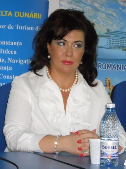 100 cele mai puternice femei din business - Astăzi: Corina Martin, Mistral Tours - Martin Resorts