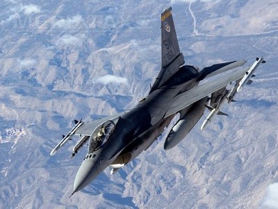 Ministerul olandez al Apărării confirmă că intenționează să vândă avioane F-16 României