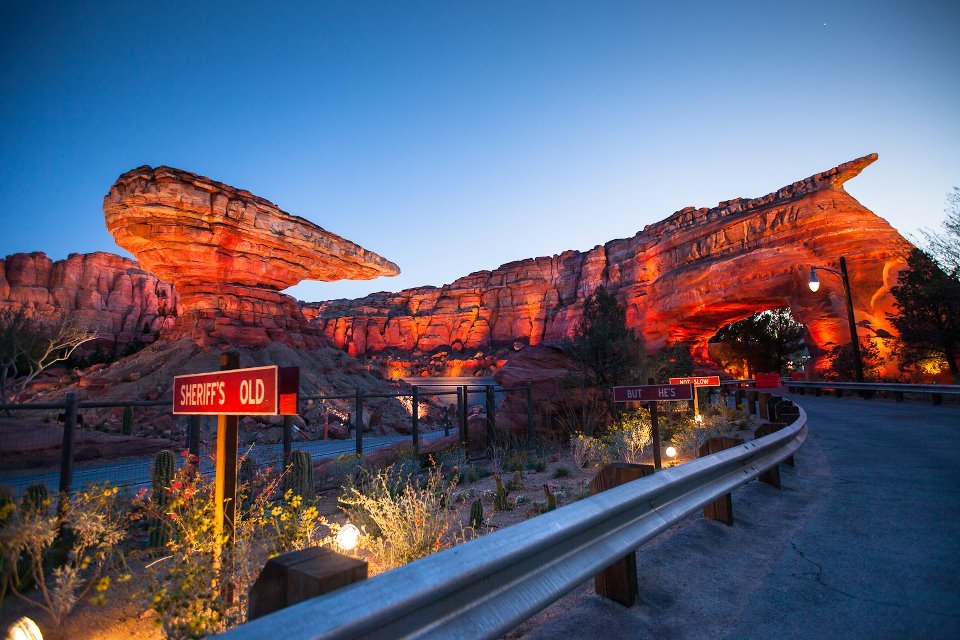 Cum arată cel mai nou parc tematic Disney din California - GALERIE FOTO