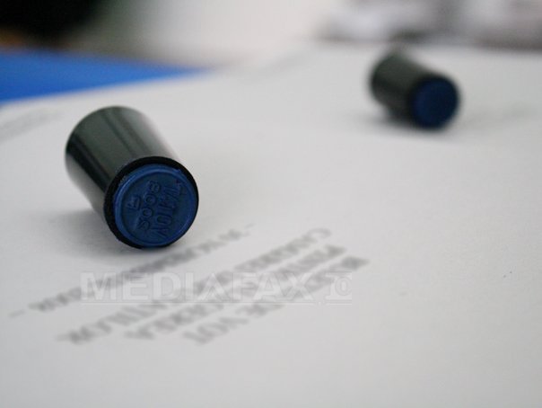 Cine a câștigat contracte de 3 milioane de lei pentru centralizarea voturilor la ALEGERILE LOCALE 2012