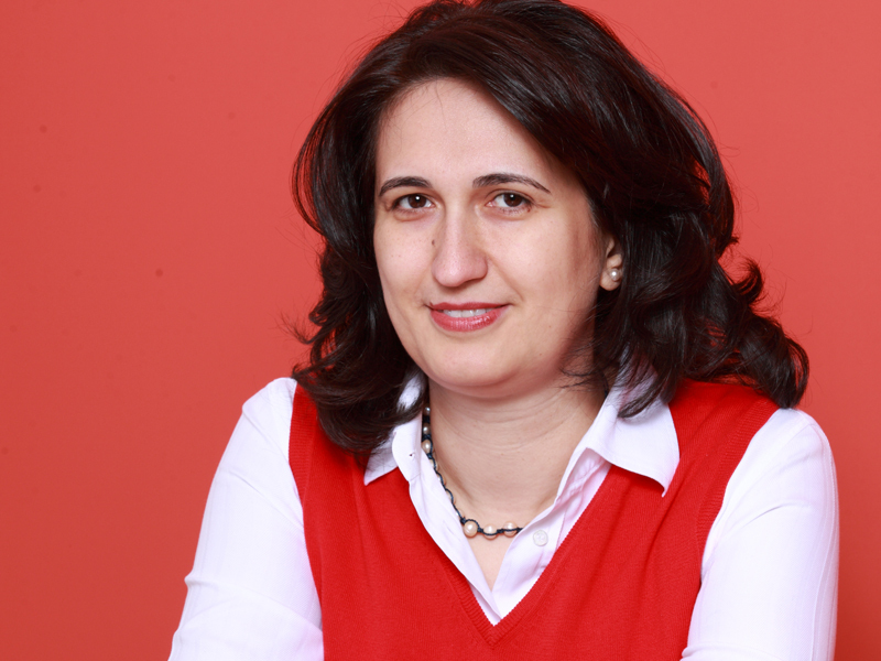 100 cele mai puternice femei din business - Astăzi: Adela Rădulescu, Citibank