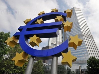 BCE, așteptată să anunțe noi măsuri care să contribuie la rezolvarea crizei din zona euro