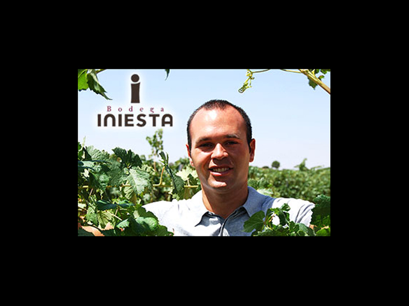 Cum să cumperi din România vinurile lui Andres Iniesta, fotbalistul de la FC Barcelona