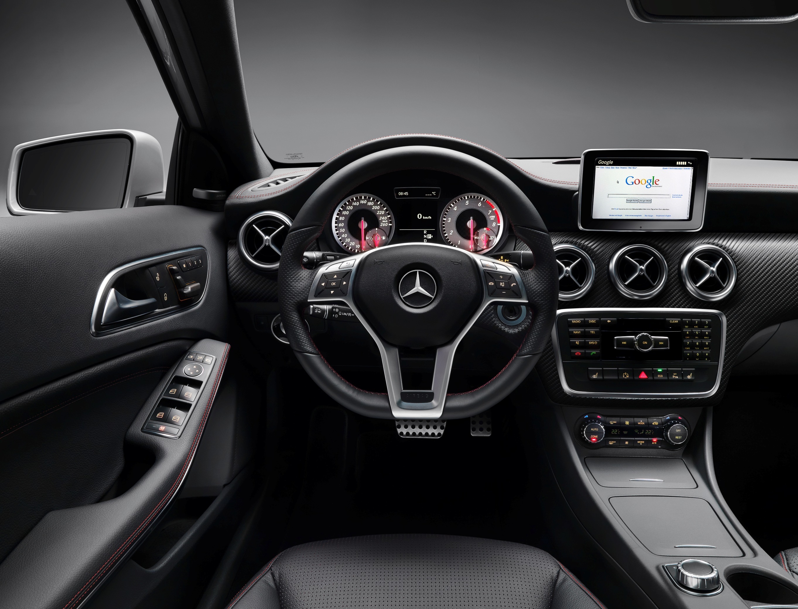 Noile Mercedes clasa A, disponibile în România din septembrie (GALERIE FOTO)