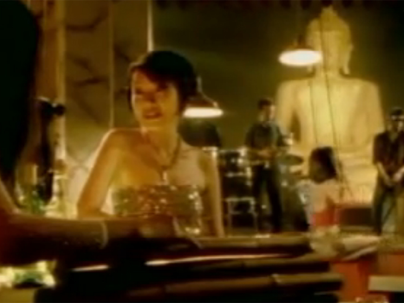 Cântecul zilei: The Pogues - Summer in Siam
